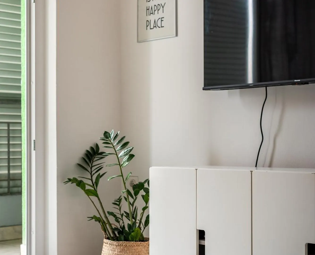 Apartment Nora - Modern Cozy Apartment With Free Parking And Terrace Zara
