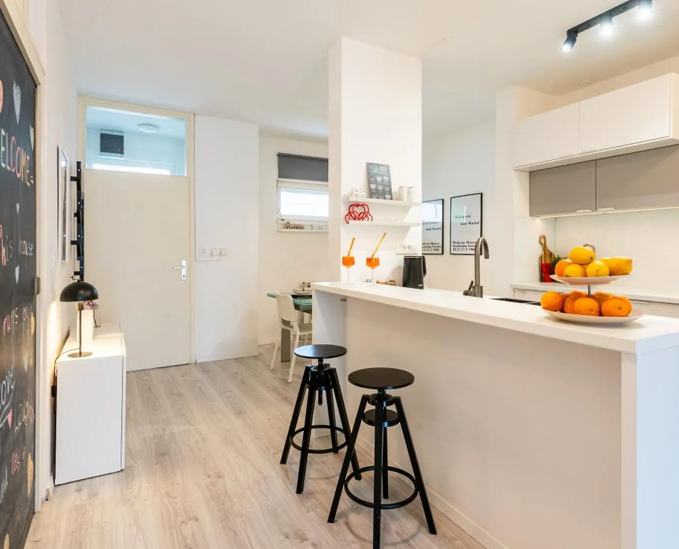 Apartment Nora - Modern Cozy Apartment With Free Parking And Terrace Zara